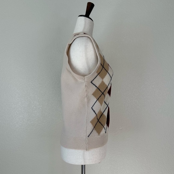 Lyle & Scott 100% Super Lambwool Women’s Sweater Vest, Size S-M - Picture 5 of 12